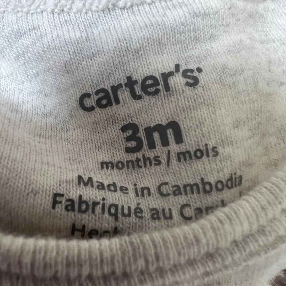 Carter’s 3M Light Gray Flutter Short Sleeve Girls Blouse Tshirt